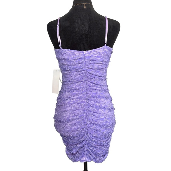NWT Honey and Rosie Medium Lavender Lace Backless Rutched Spaghetti Strap Dress - Picture 3 of 8